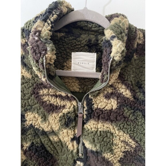 Elodie Women’s Size Medium Camo Printed Fleece Jacket - Picture 4 of 8